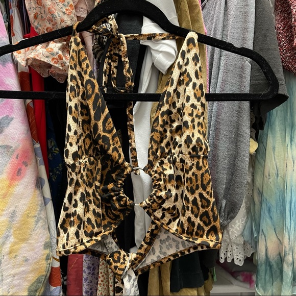 urban and shein top bundle - Picture 4 of 4